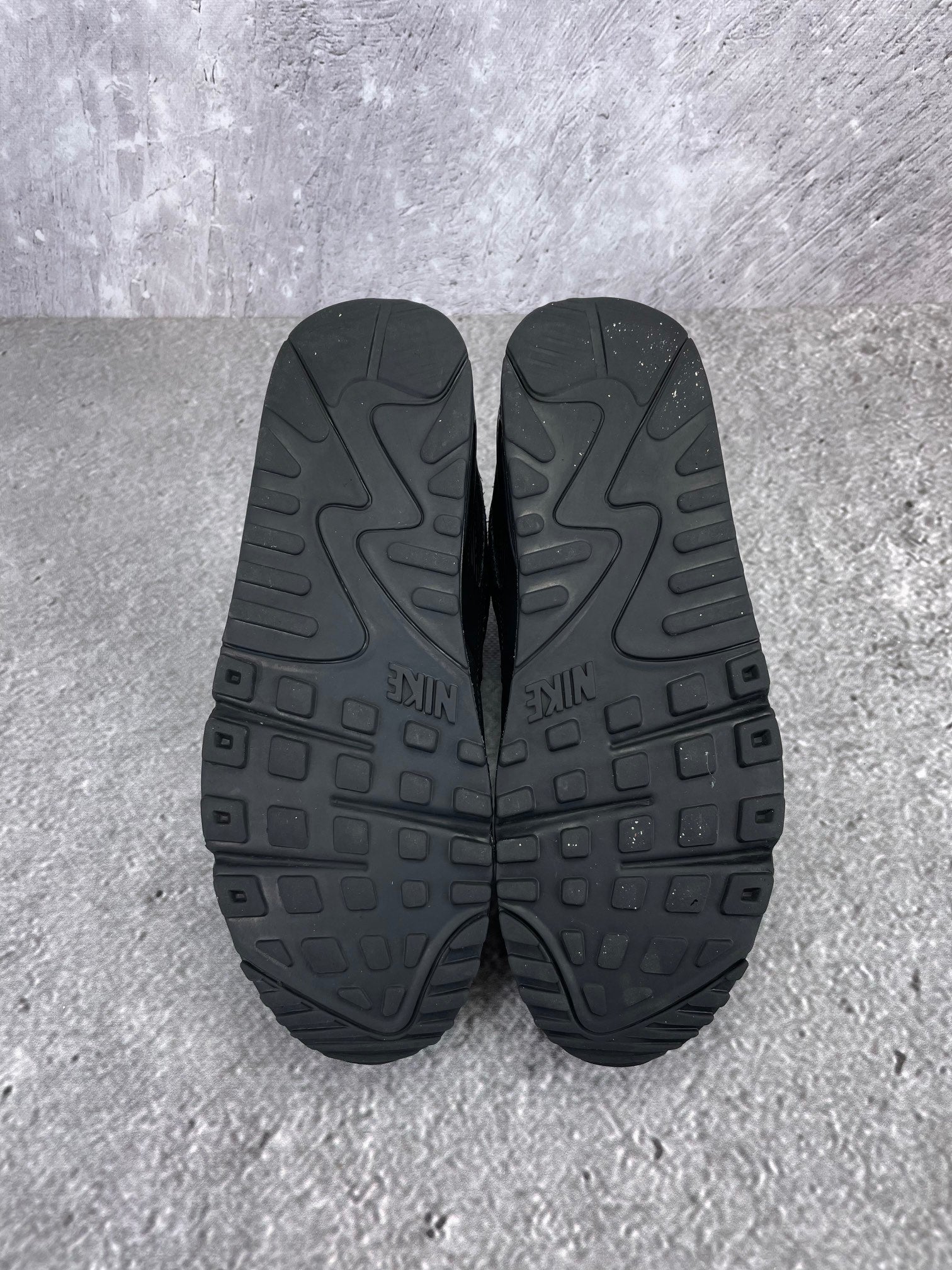 Nike Air Max 90 Recraft Triple Black - buty sportowe, podeszwa