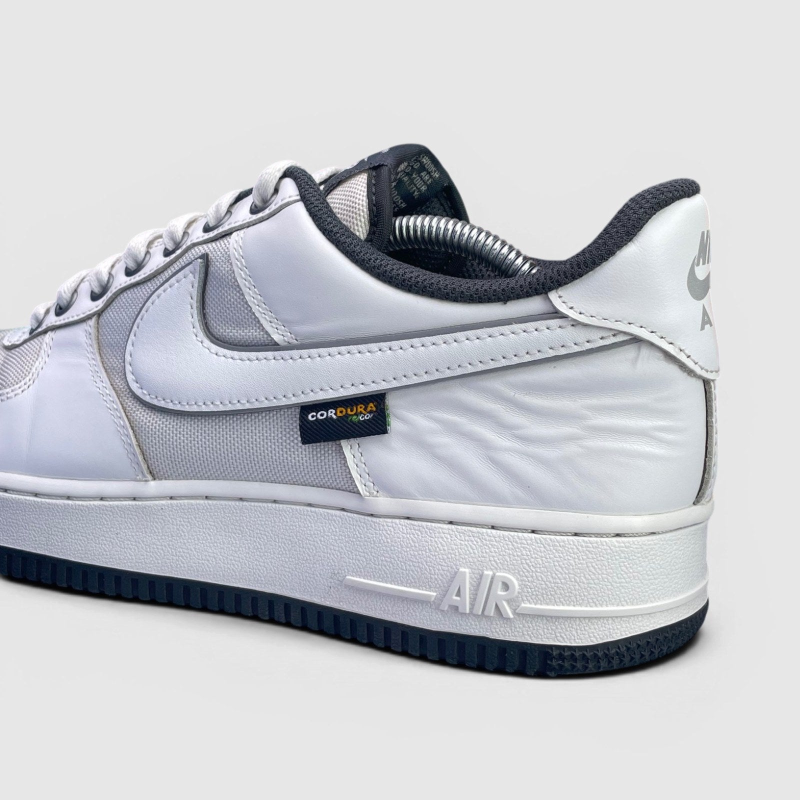 Nike Air Force 1 Low White Cordura — buty sportowe męskie w bardzo dobrym stanie rozmiar 44.5, detal