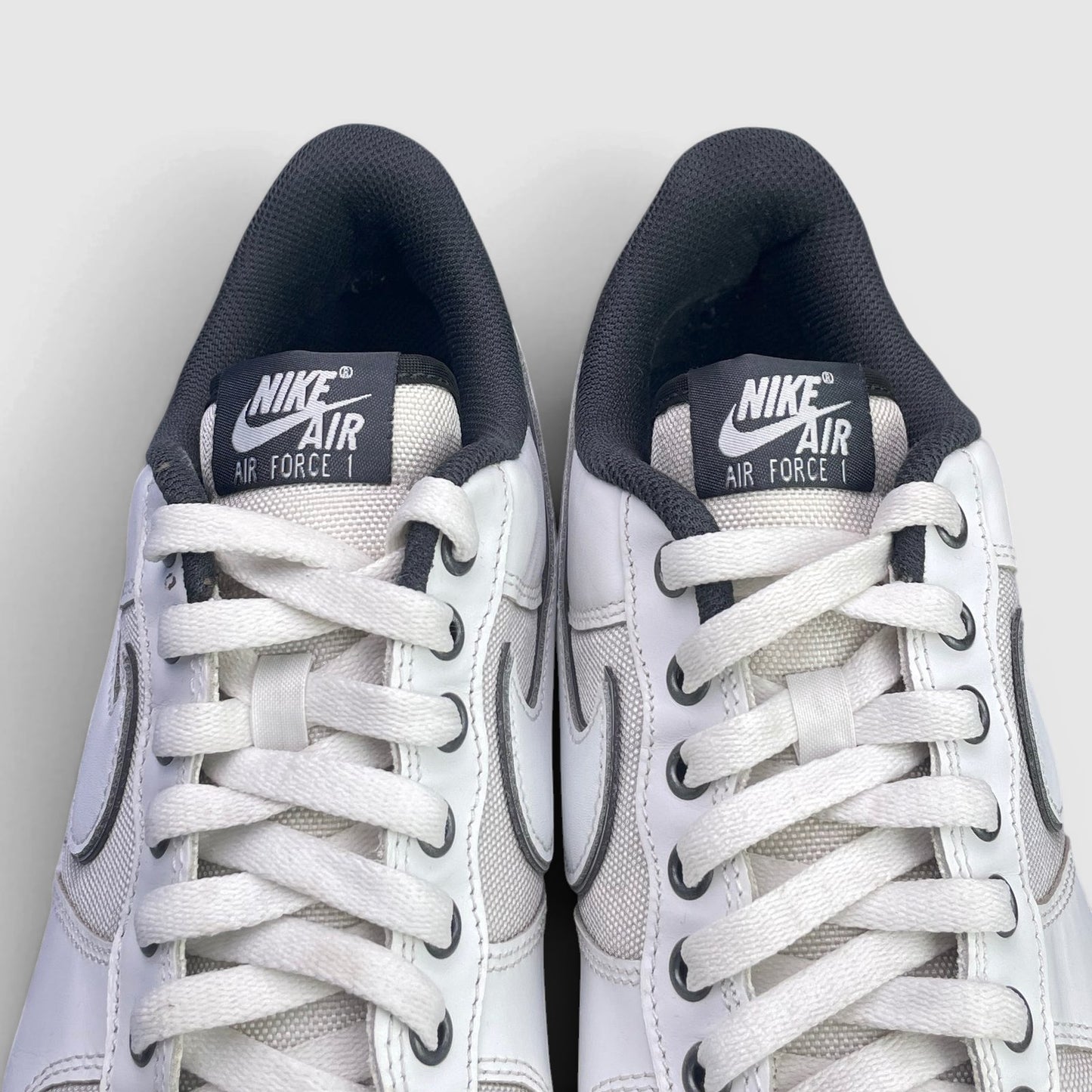 Nike Air Force 1 Low White Cordura — buty sportowe męskie w bardzo dobrym stanie rozmiar 44.5, język buta