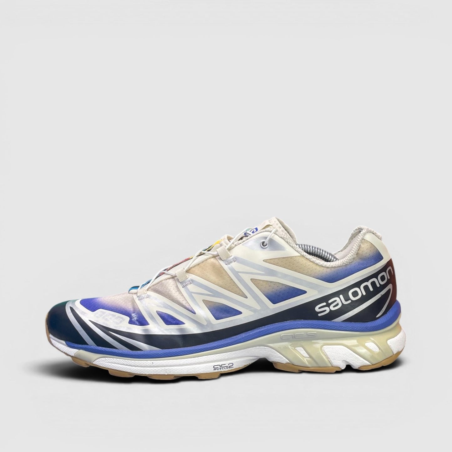 Salomon XT-6 Skyline Bleached Sand Dazzling Blue — buty sportowe męskie w bardzo dobrym stanie rozmiar 46.5, boczny profil, lewa strona