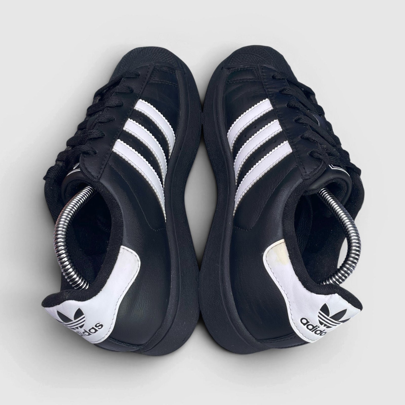 Adidas Superstar II — buty sportowe damskie w bardzo dobrym stanie rozmiar 37 1/3, widok z góry