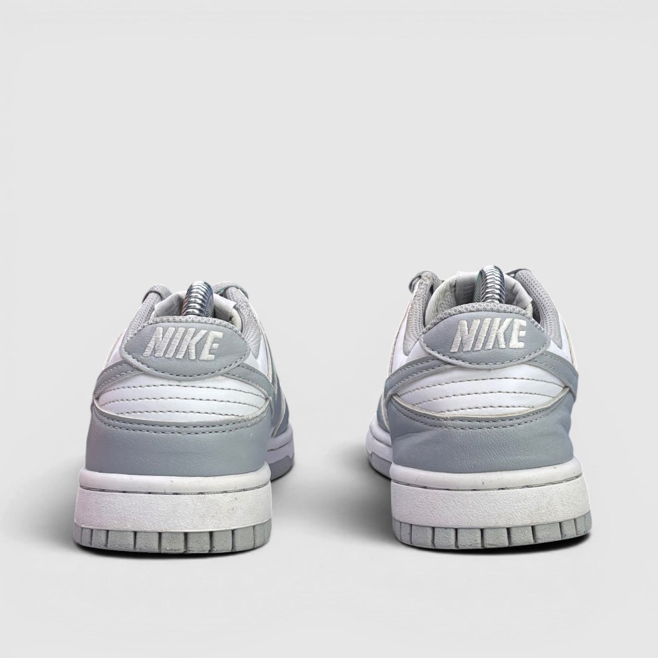 Nike Dunk Low Next Nature — buty sportowe damskie w bardzo dobrym stanie rozmiar 38, widok z tyłu