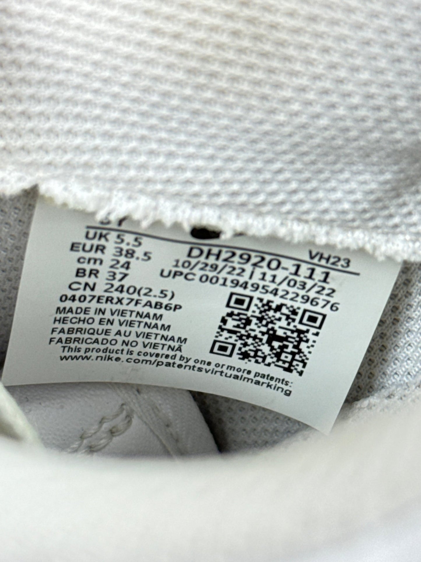 Nike Air Force 1 Low (38.5)