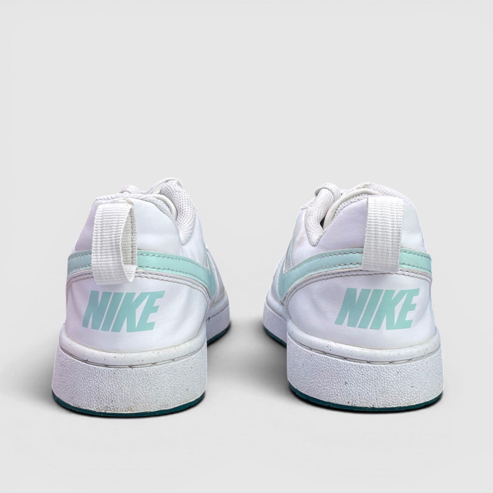 Nike Court Borough Low Recraft GS Summit White Cobalt Bliss — buty sportowe damskie w bardzo dobrym stanie rozmiar 40, widok z tyłu