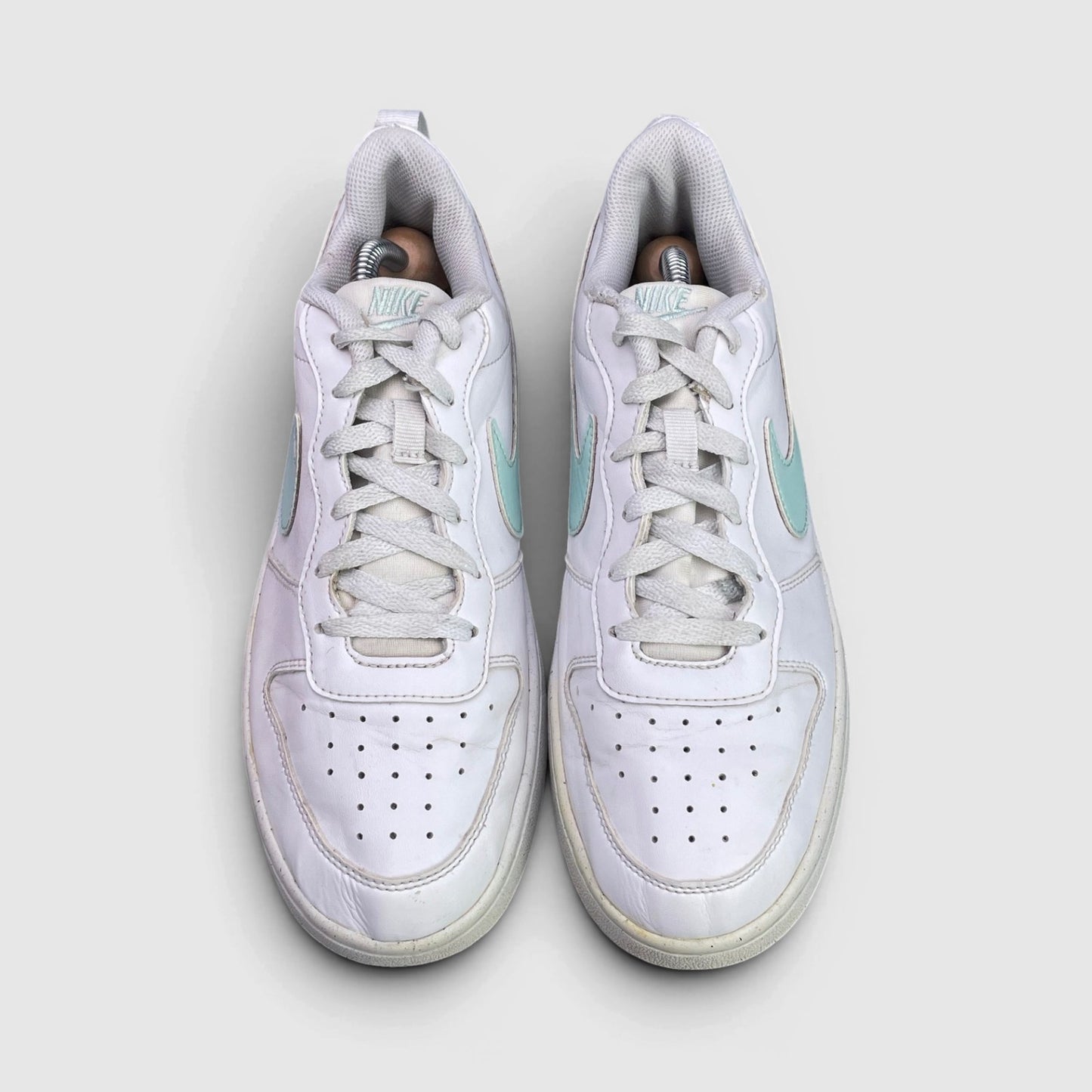 Nike Court Borough Low Recraft GS Summit White Cobalt Bliss — buty sportowe damskie w bardzo dobrym stanie rozmiar 40, widok z góry