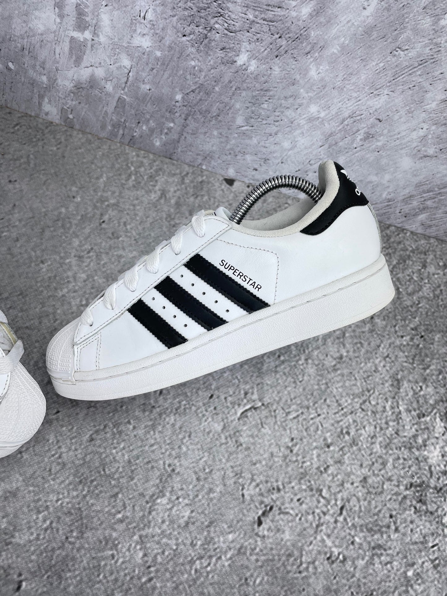Adidas Superstar II Cloud White Black - buty sportowe, widok z góry na wewnętrzną stronę butów