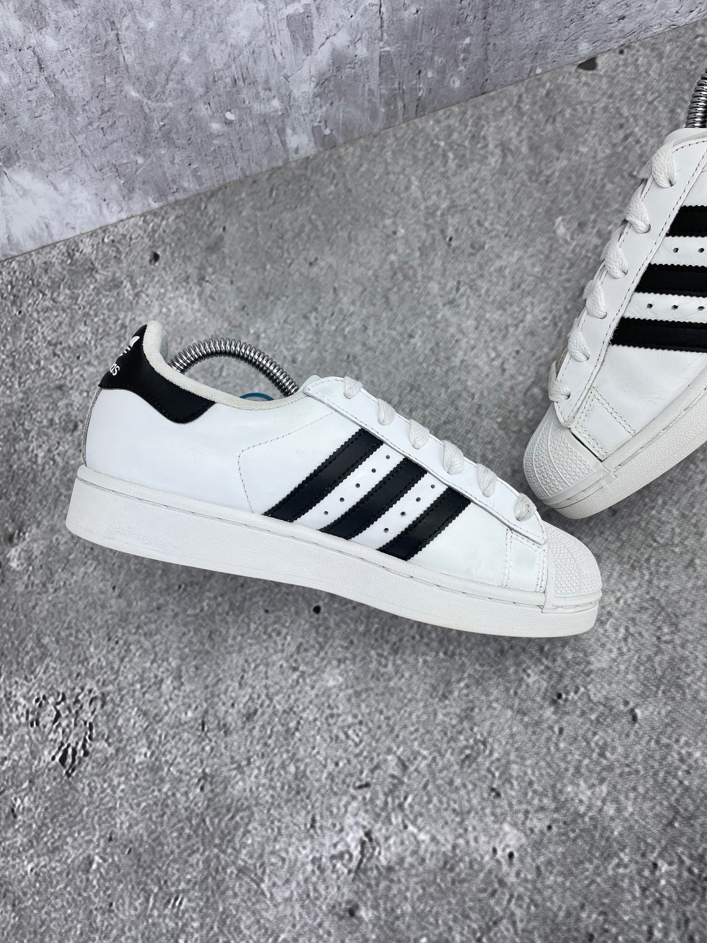Adidas Superstar II Cloud White Black - buty sportowe, wewnętrzny panel lewego buta