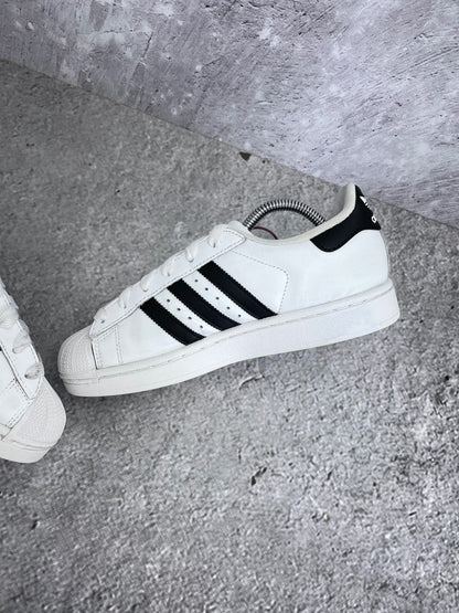 Adidas Superstar II Cloud White Black - buty sportowe, wewnętrzny panel prawego buta