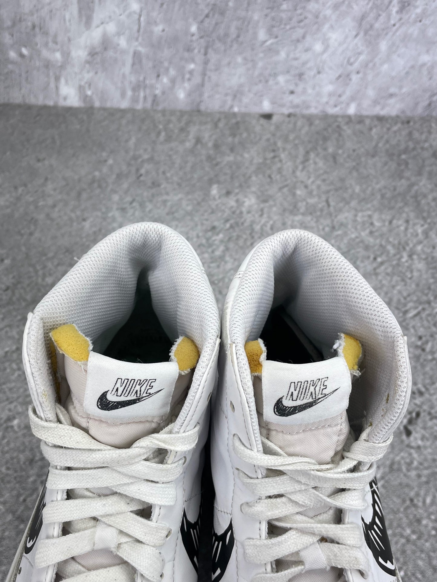 Nike Blazer Mid Sketch - buty sportowe, zapiętki butów