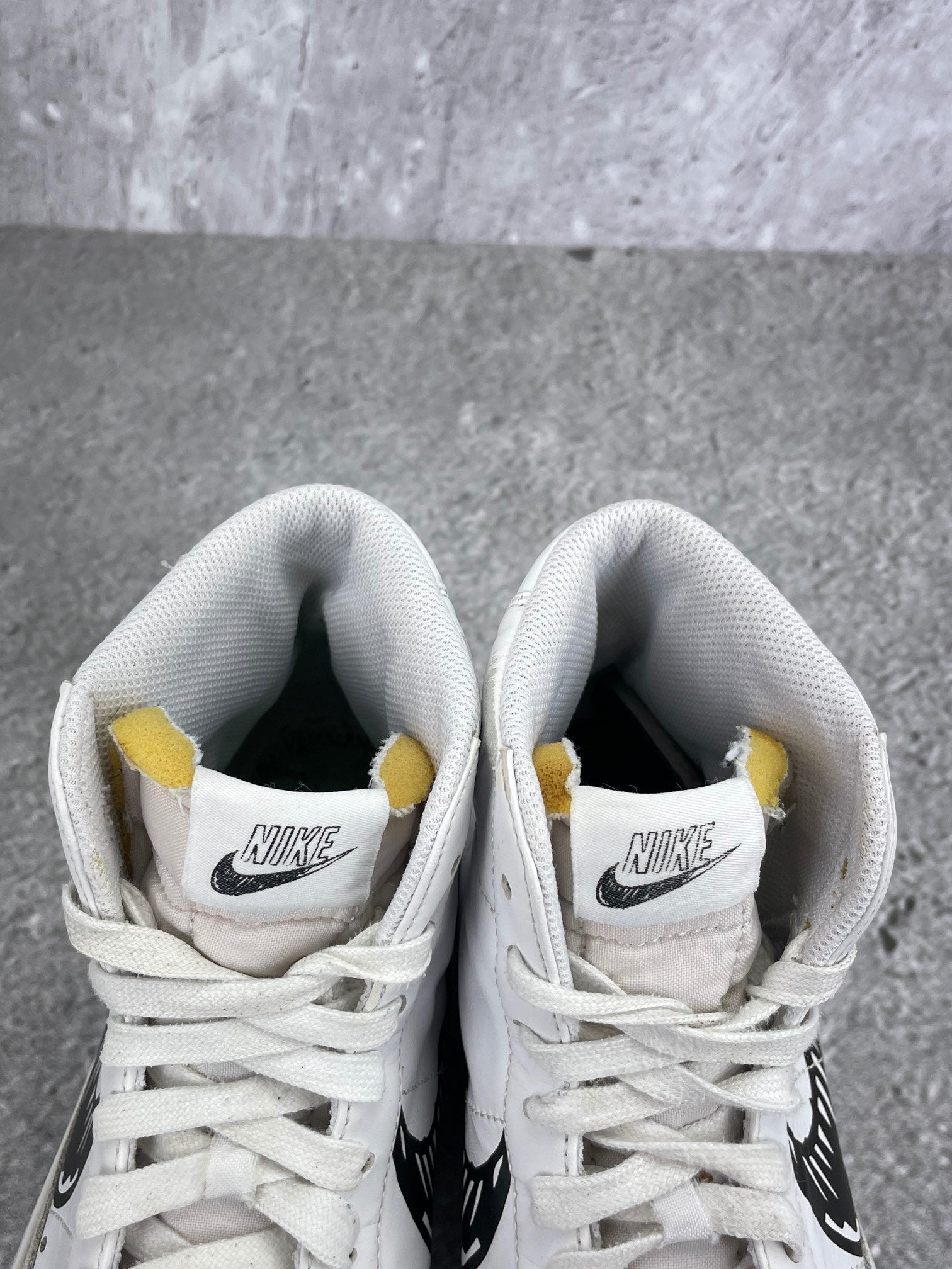 Nike Blazer Mid Sketch - buty sportowe, zapiętki butów
