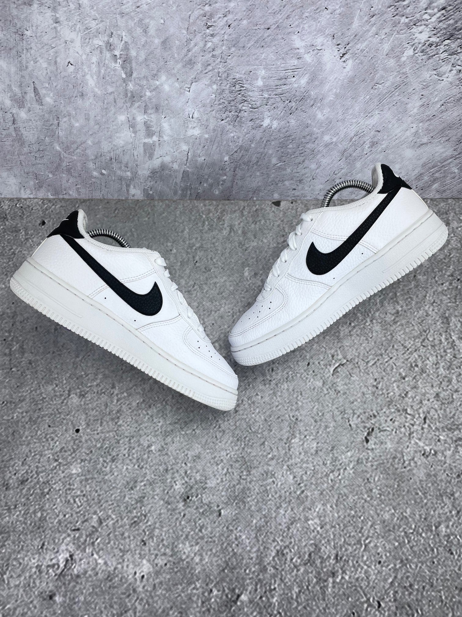 Nike Air Force 1 Low rozmiar 37.5