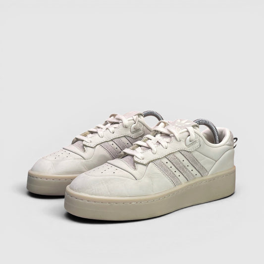 Adidas Rivalry Low Lux — buty sportowe damskie w bardzo dobrym stanie rozmiar 37 1/3, para butów