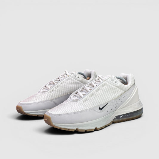 Nike Air Max Pulse Summit White/Phantom — buty sportowe męskie w bardzo dobrym stanie rozmiar 44, para butów