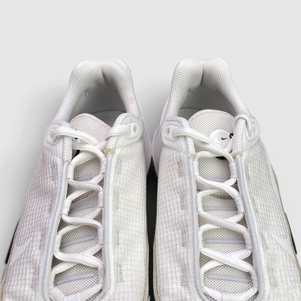 Nike Air Max Pulse Summit White/Phantom — buty sportowe męskie w bardzo dobrym stanie rozmiar 44, widok z góry