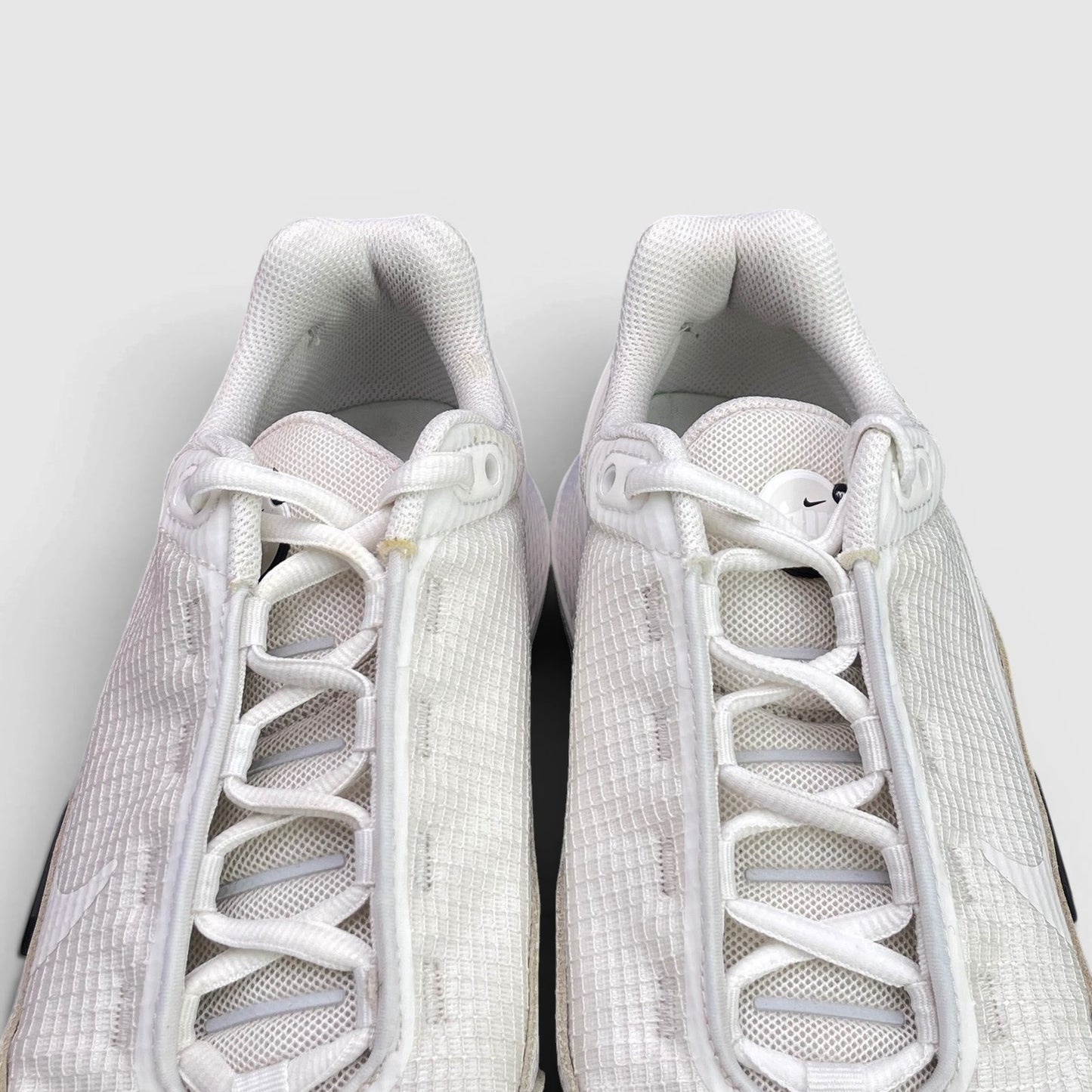 Nike Air Max Pulse Summit White/Phantom — buty sportowe męskie w bardzo dobrym stanie rozmiar 44, widok z góry