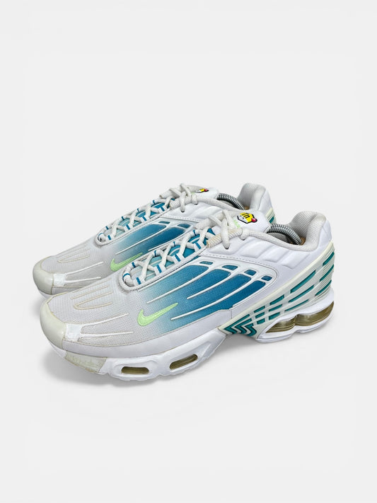 Nike Air Max Plus 3 White Aquamarine - buty sportowe, widok z boku