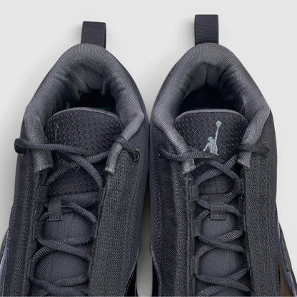 Jordan Max Aura 6 Black Anthracite — buty sportowe męskie w bardzo dobrym stanie rozmiar 46, język buta