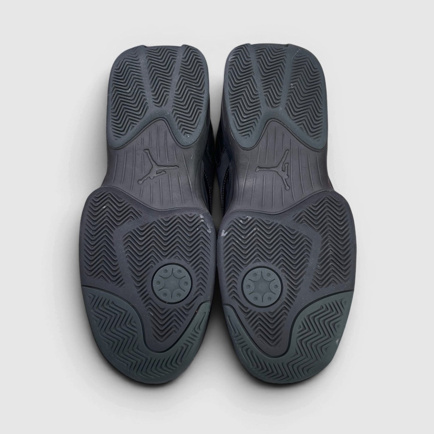 Jordan Max Aura 6 Black Anthracite — buty sportowe męskie w bardzo dobrym stanie rozmiar 46, podeszwa
