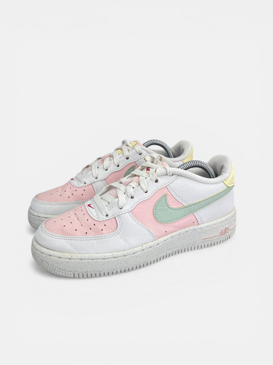 Nike Air Force 1 Low Next Nature Easter - buty sportowe, widok z boku