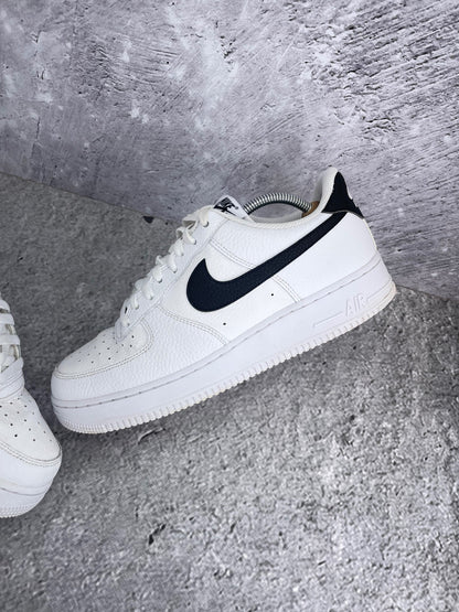 Nike Air Force 1 Low White/Black - buty sportowe, widok z góry na wewnętrzną stronę butów