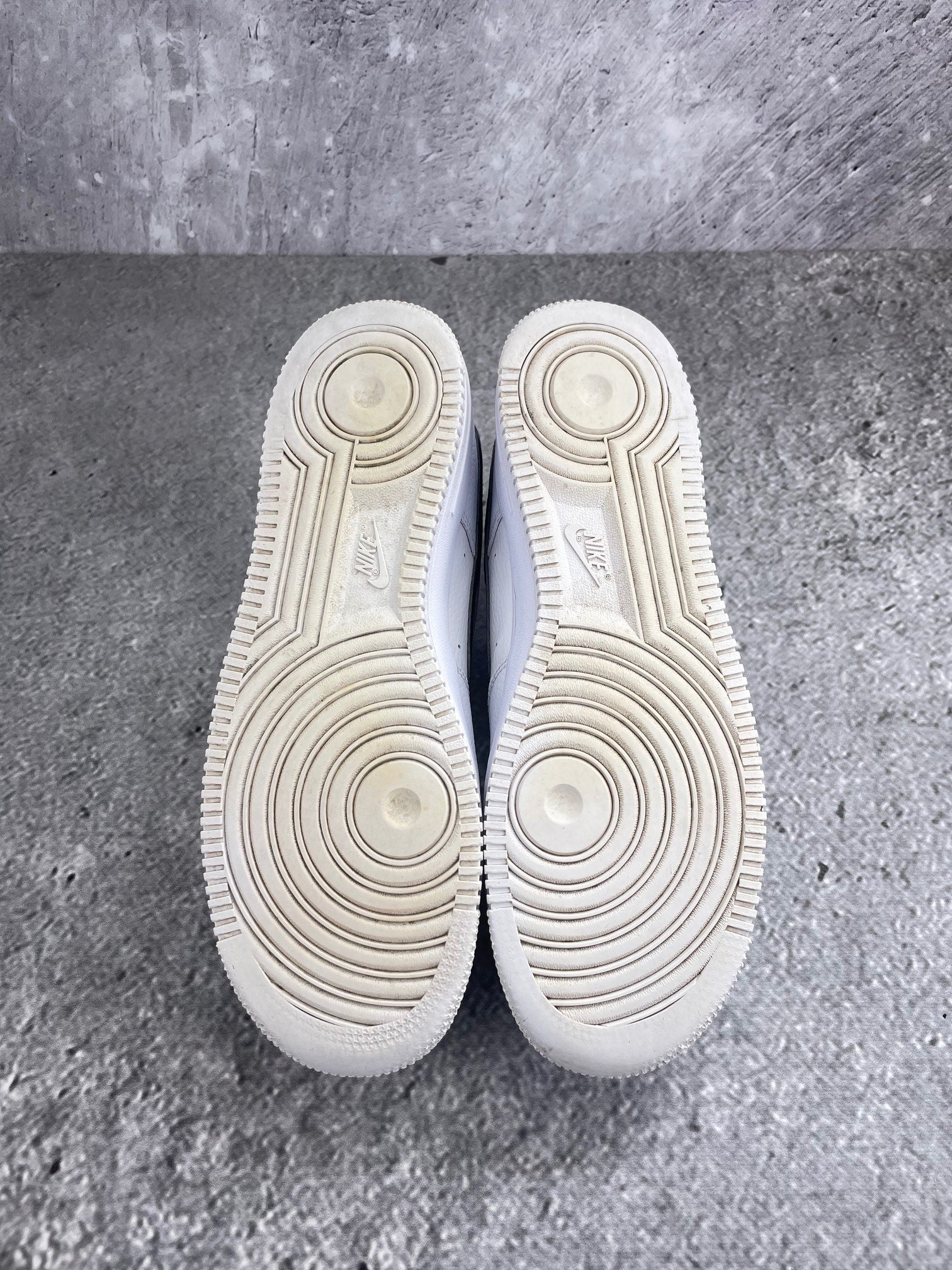 Nike Air Force 1 Low White/Black - buty sportowe, podeszwa