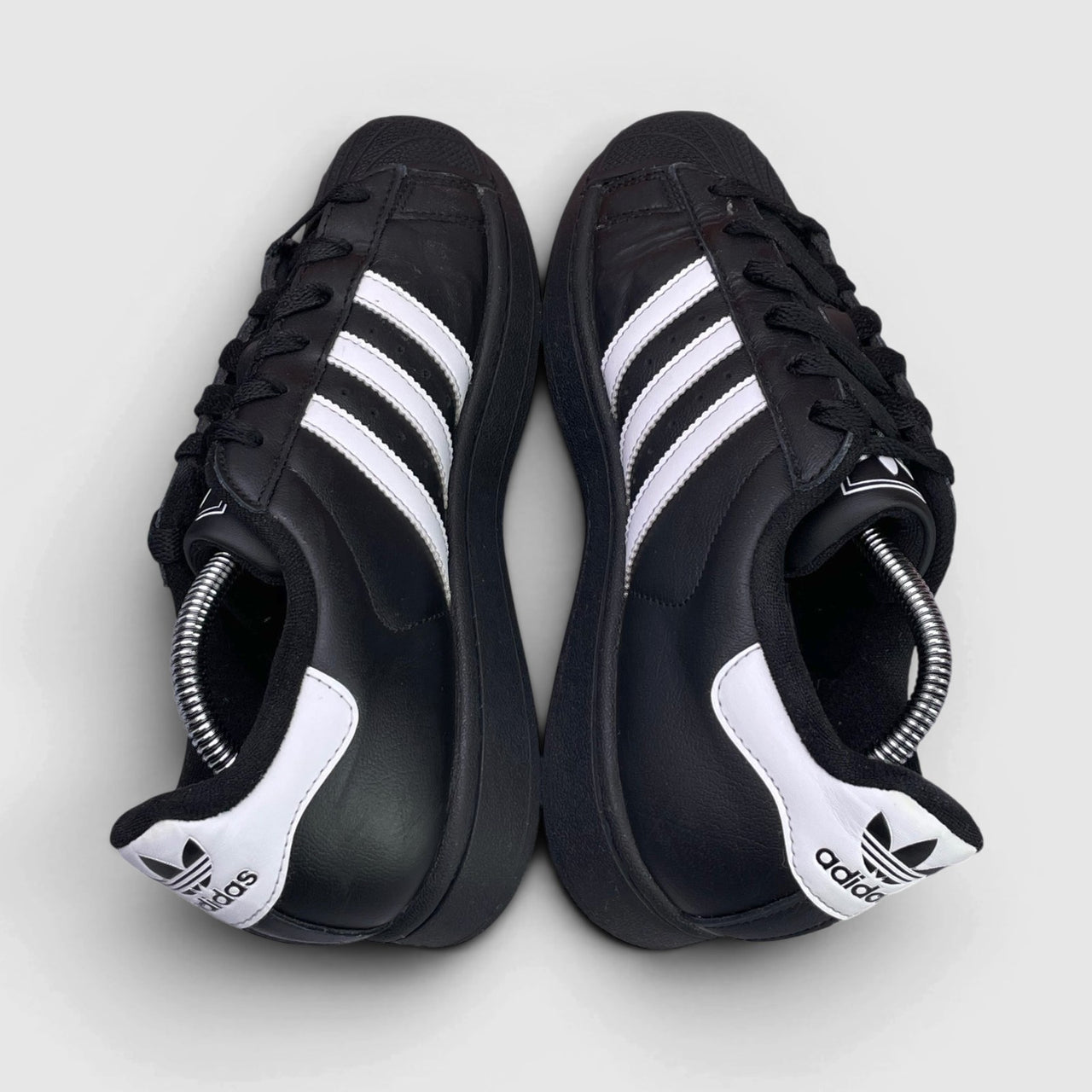 Adidas Superstar II — buty sportowe damskie w bardzo dobrym stanie rozmiar 38 2/3, widok z góry