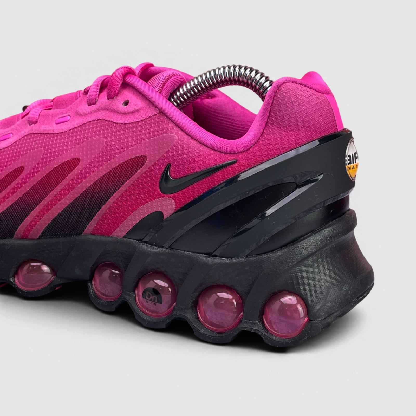 Nike Air Max DN8 — buty sportowe damskie w bardzo dobrym stanie rozmiar 38, detal