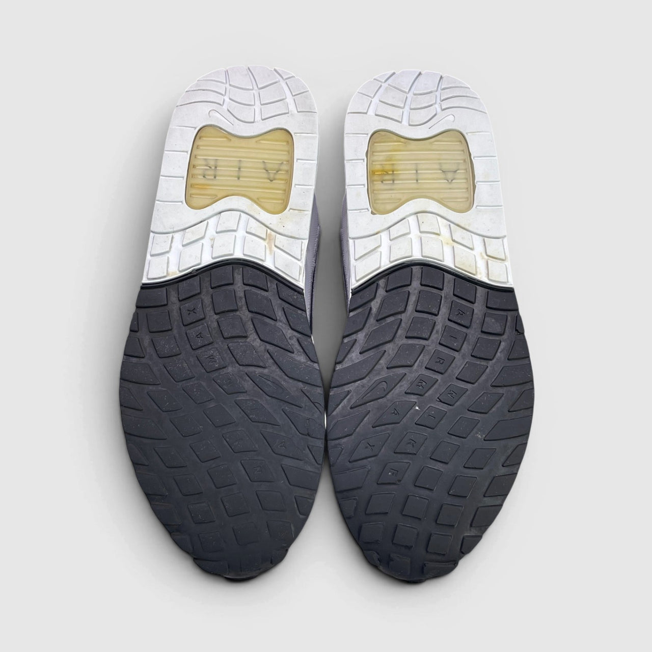Nike Air Max Solo Panda — buty sportowe damskie w bardzo dobrym stanie rozmiar 40, podeszwa