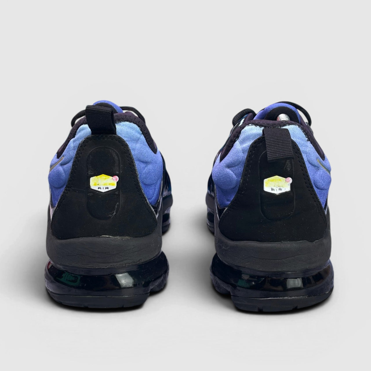 Nike Air VaporMax Plus Original Fade — buty sportowe męskie w bardzo dobrym stanie rozmiar 43, widok z tyłu