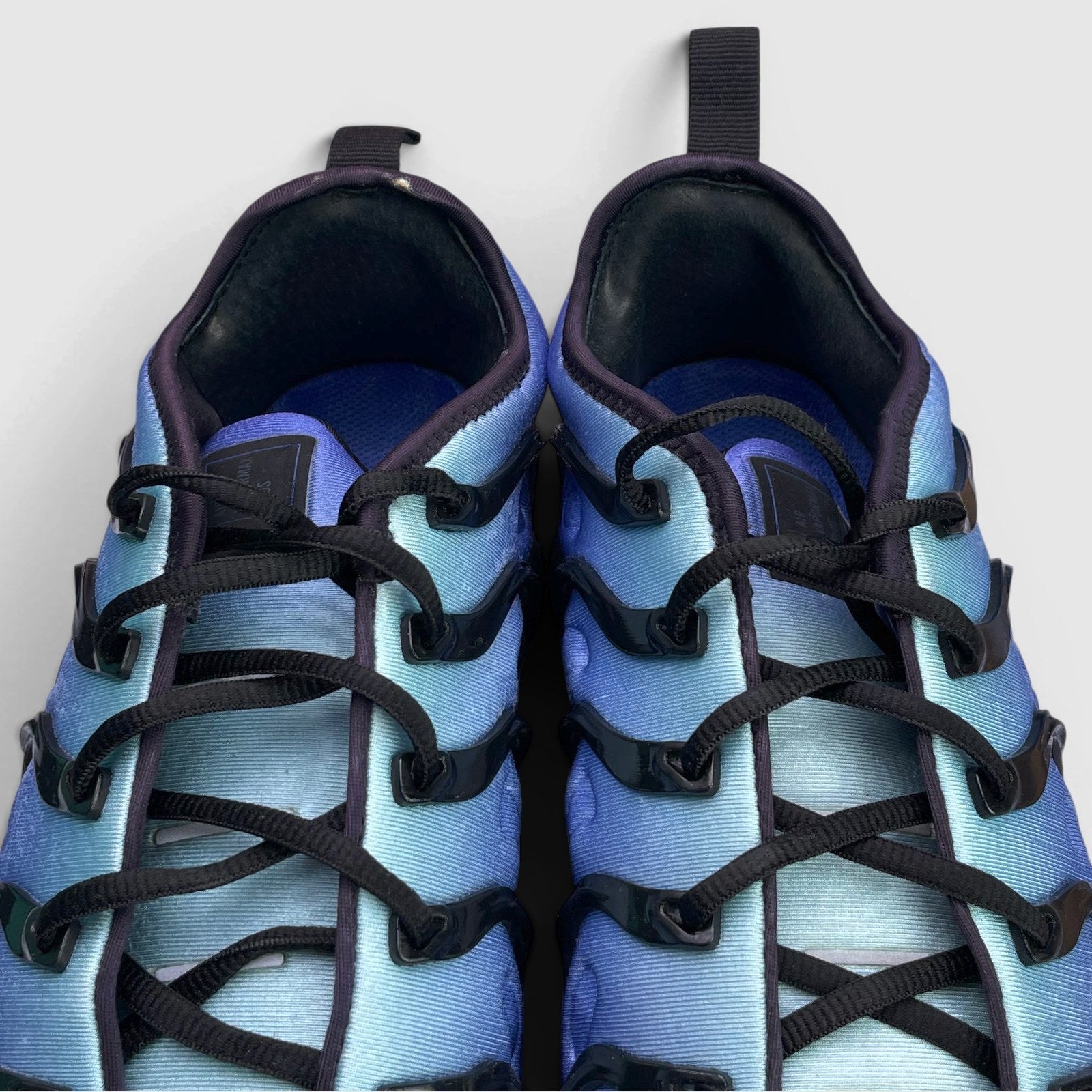 Nike Air VaporMax Plus Original Fade — buty sportowe męskie w bardzo dobrym stanie rozmiar 43, język buta