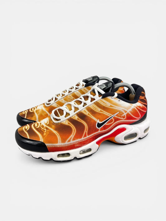 Nike Air Max Plus Light Photography - buty sportowe, widok z boku