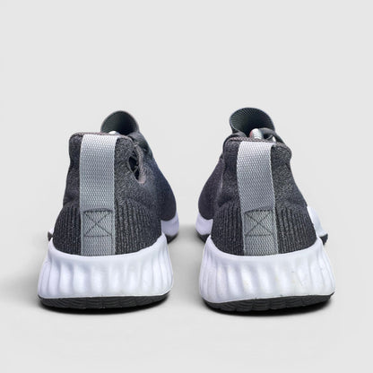 Adidas Solar LT Trainer — buty sportowe męskie w bardzo dobrym stanie rozmiar 41 1/3, widok z tyłu