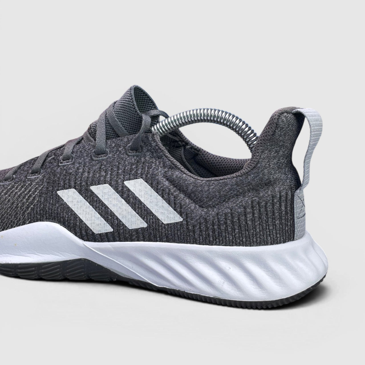 Adidas Solar LT Trainer — buty sportowe męskie w bardzo dobrym stanie rozmiar 41 1/3, detal
