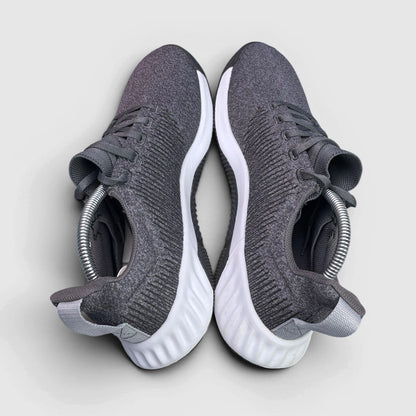 Adidas Solar LT Trainer — buty sportowe męskie w bardzo dobrym stanie rozmiar 41 1/3, widok z góry