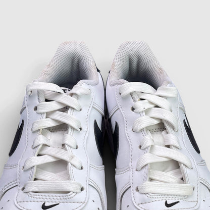 Nike Air Force 1 Low White Black — buty sportowe damskie w bardzo dobrym stanie rozmiar 36.5, detal
