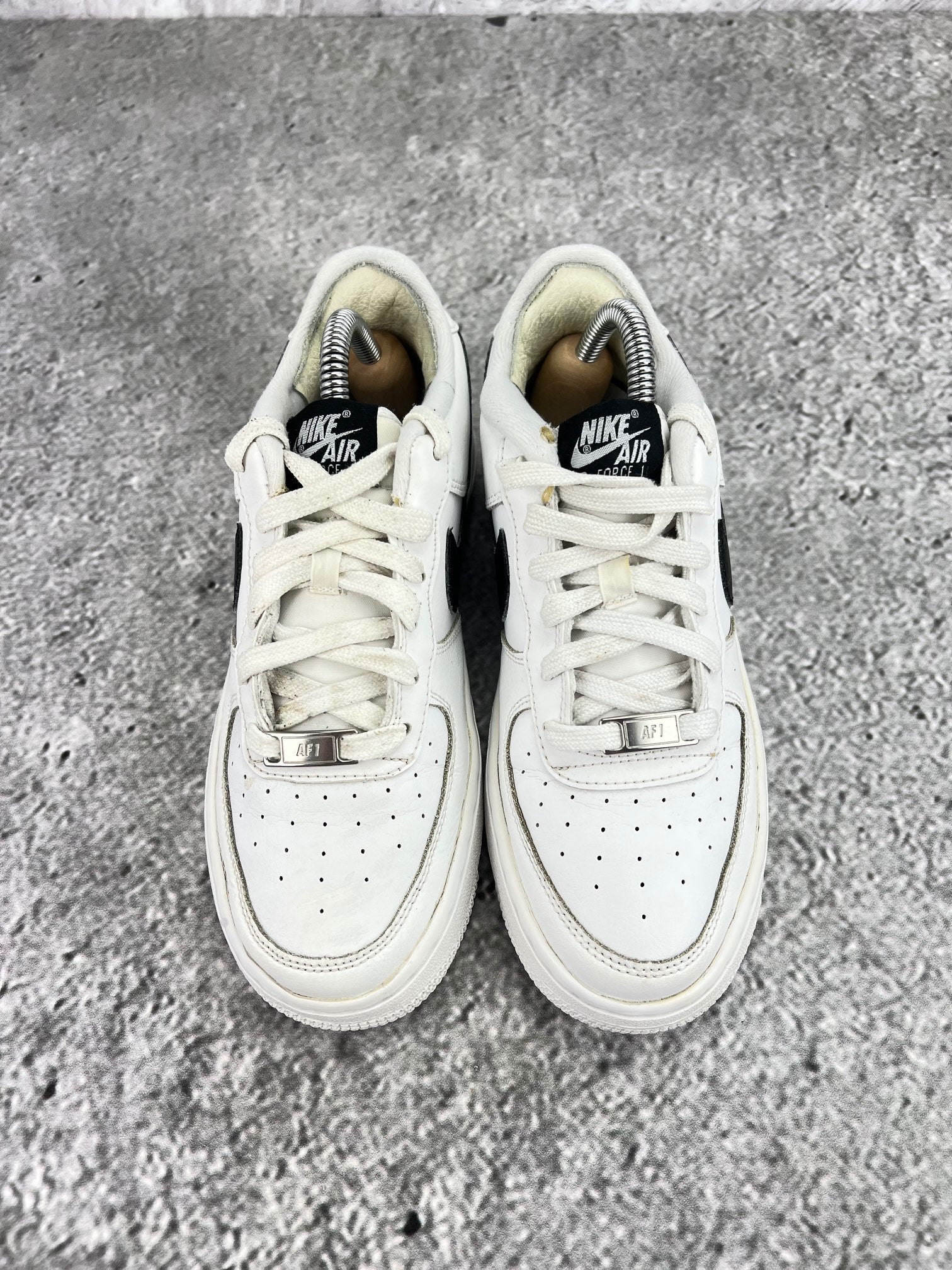 Nike Air Force 1 Low White Black - buty sportowe, widok z góry