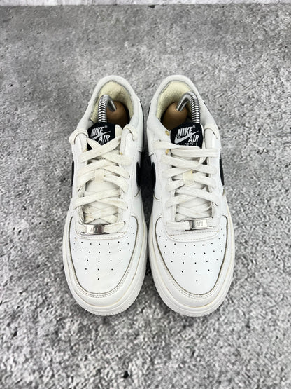 Nike Air Force 1 Low White Black - buty sportowe, widok z góry