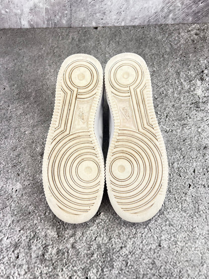Nike Air Force 1 Low Triple White - buty sportowe, podeszwa