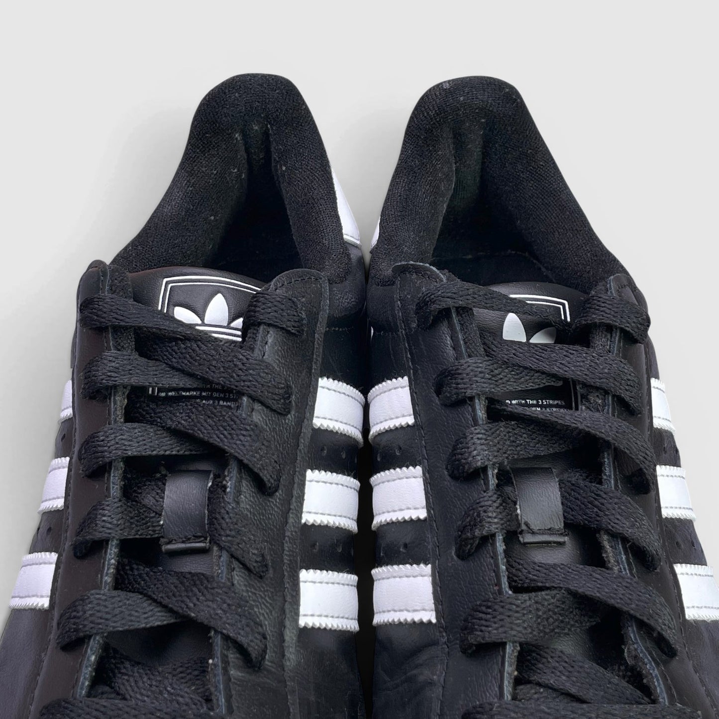 Adidas Superstar II — buty sportowe damskie w bardzo dobrym stanie rozmiar 38, język buta