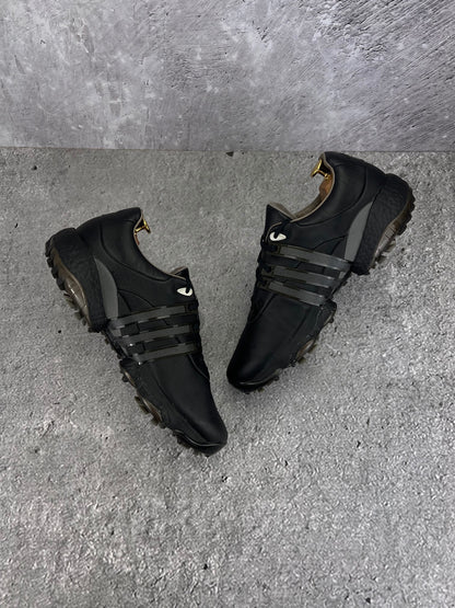 Adidas Tour360 Black Grey - buty sportowe, widok z góry na wewnętrzną stronę butów