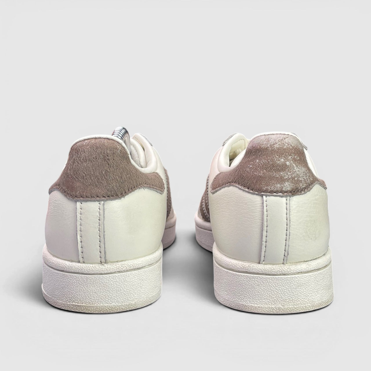 Adidas Superstar II — buty sportowe damskie w bardzo dobrym stanie rozmiar 38 2/3, widok z tyłu