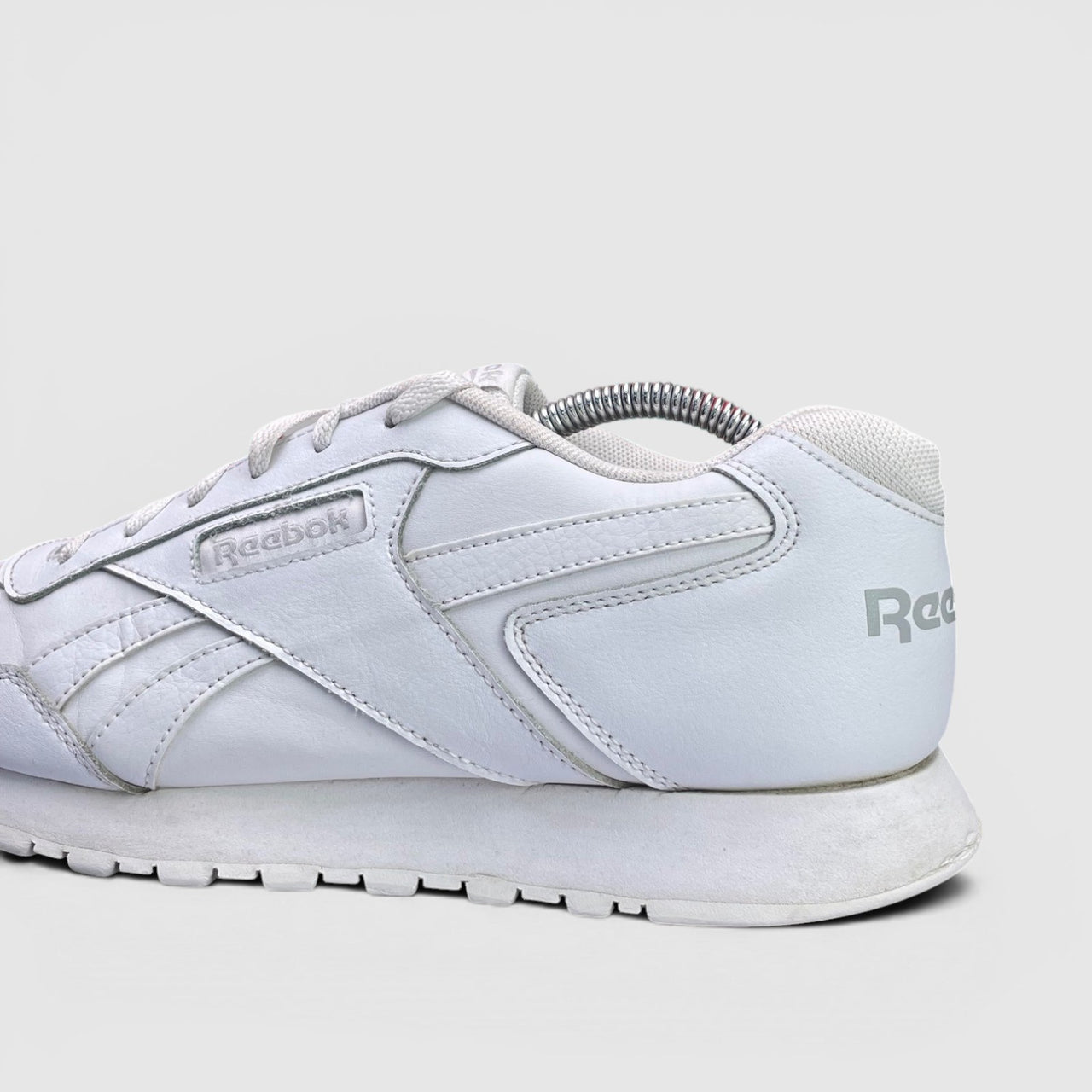 Reebok Glide — buty sportowe męskie w bardzo dobrym stanie rozmiar 44, boczny profil, prawa strona