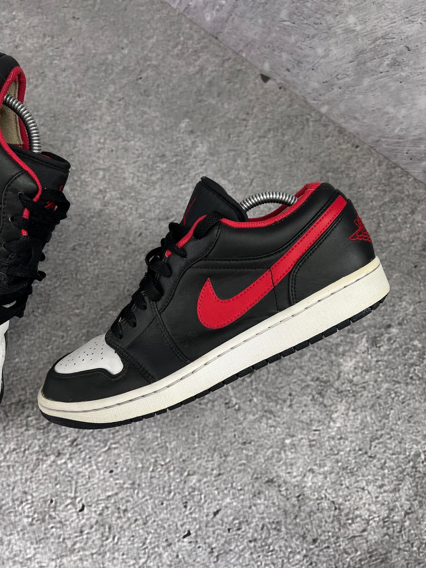Jordan Air Jordan 1 Low White Toe - buty sportowe, zewnętrzny panel lewego buta