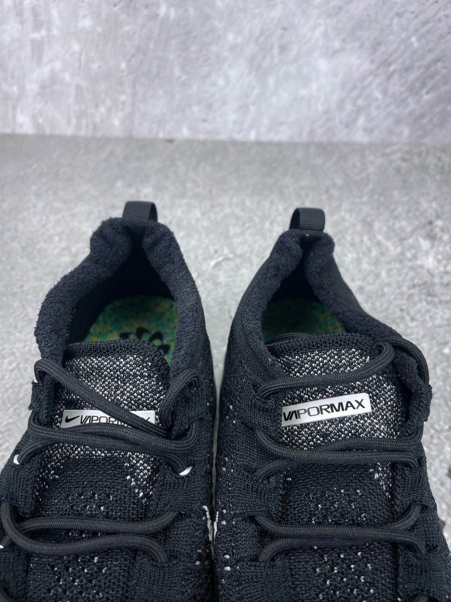 Nike Air VaporMax 2023 Flyknit Oreo - buty sportowe, zapiętki butów