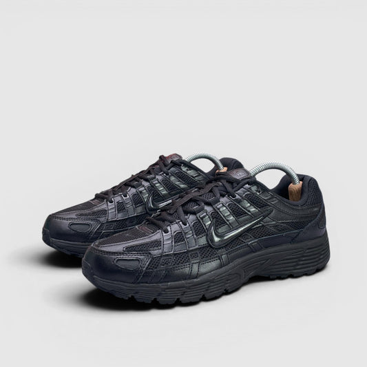 Nike P-6000 Black — buty sportowe męskie w bardzo dobrym stanie rozmiar 42.5, para butów