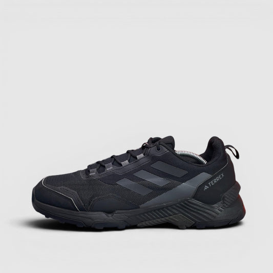 Adidas Terrex Swift Solo 2 — buty sportowe męskie w bardzo dobrym stanie rozmiar 44 2/3, boczny profil, lewa strona