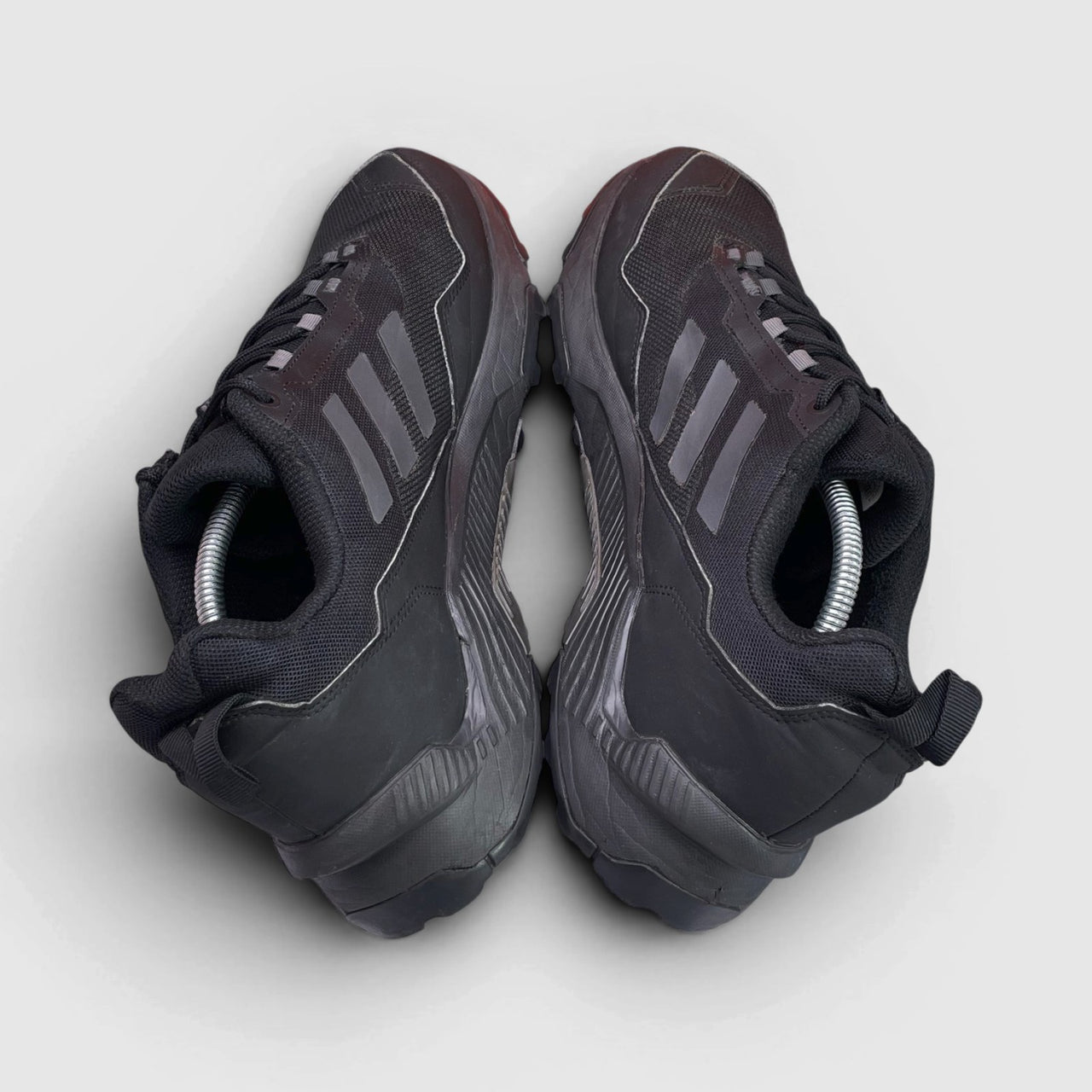 Adidas Terrex Swift Solo 2 — buty sportowe męskie w bardzo dobrym stanie rozmiar 44 2/3, widok z góry