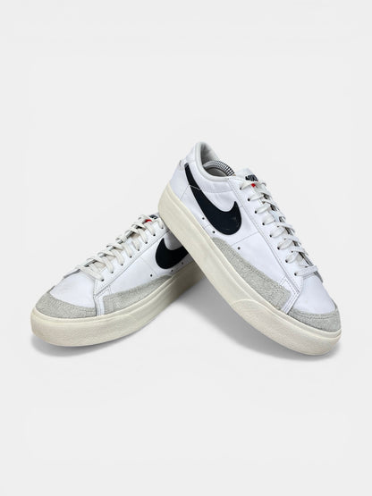 Nike Blazer Low Platform DJ0292-101 - buty sportowe, boczny profil