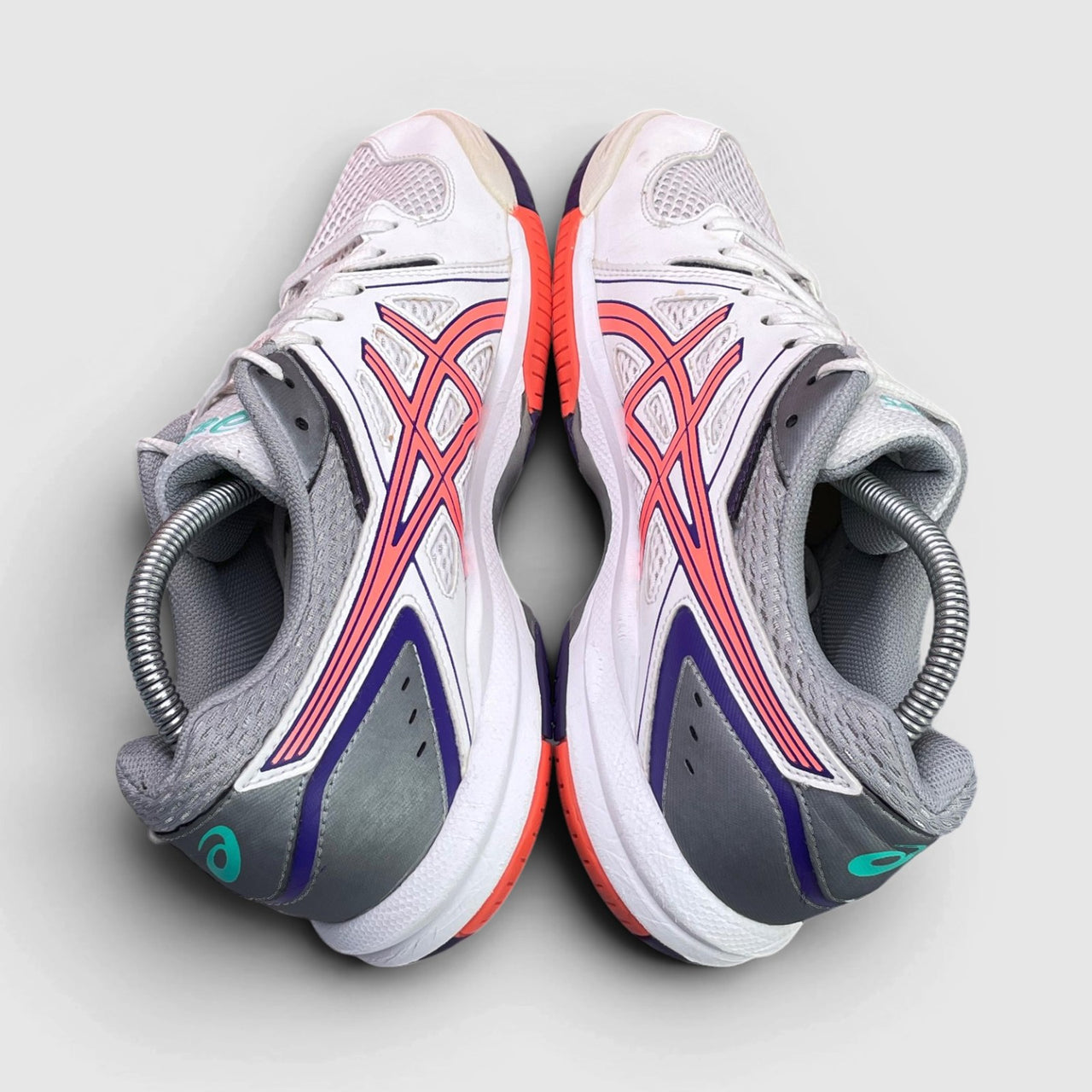 Asics Gel-Task — buty sportowe damskie w bardzo dobrym stanie rozmiar 41.5, widok z góry
