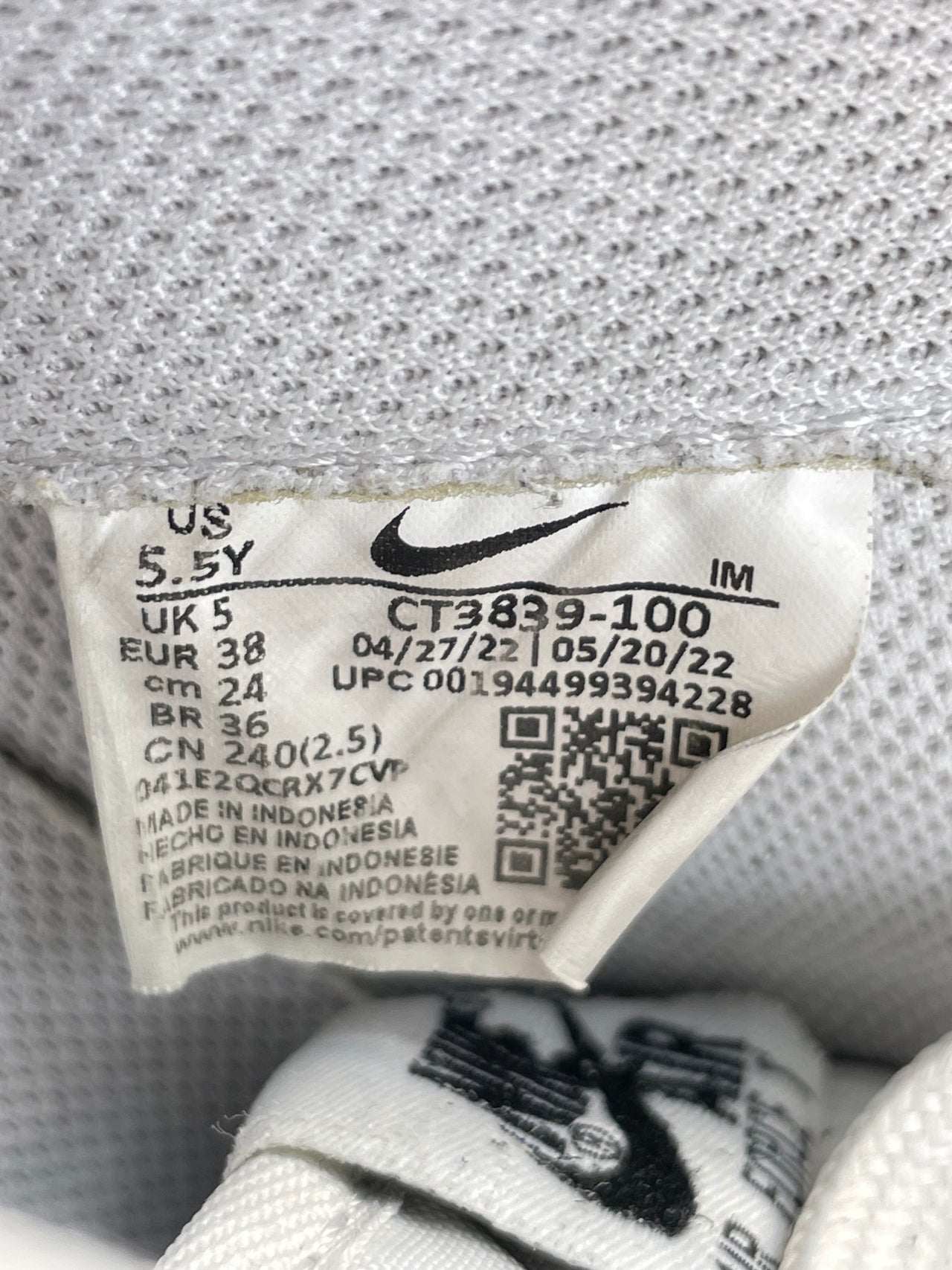 Nike Air Force 1 Low White Black - buty sportowe, metka